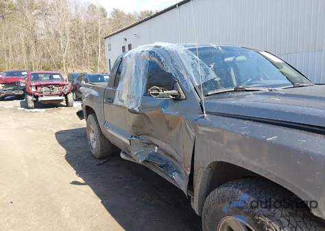 2008 Dodge Dakota Laramie z USA, uszkodzony, nr VIN 1D7HW58N68S633591